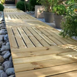 Blooma Benoue Brown Pine Deck Tile (L)1m (W)1000mm (T)40mm -Hozelock Shop blooma benoue brown pine deck tile l 1m w 1000mm t 40mm3663602948650 01i bq