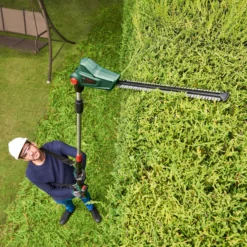 Bosch Power For All 18V 450mm UniversalHedgePole 18 Cordless Hedge Trimmer -Hozelock Shop bosch power for all 18v 450mm universalhedgepole 18 cordless hedge trimmer3165140888073 05i bq