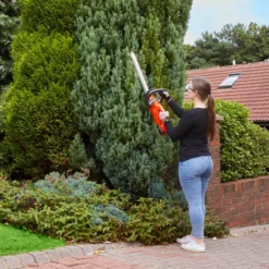 Flymo EasiCut 450 18V 450mm Cordless Hedge Trimmer -Hozelock Shop flymo easicut 450 18v 450mm cordless hedge trimmer7392930760868 01i bq