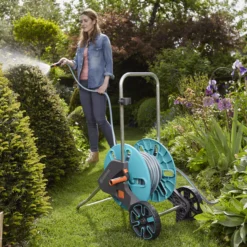 Gardena Aquaroll Freestanding Manual Hose Reel Set (L)20m -Hozelock Shop gardena aquaroll freestanding manual hose reel set l 20m4078500032872 02i bq