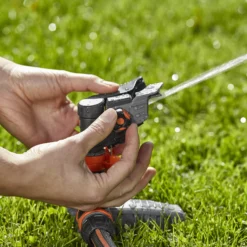 Gardena Pulse Sprinkler 9 Gardena Pulse Sprinkler -Hozelock Shop gardena pulse sprinkler4078500814102 02i bq