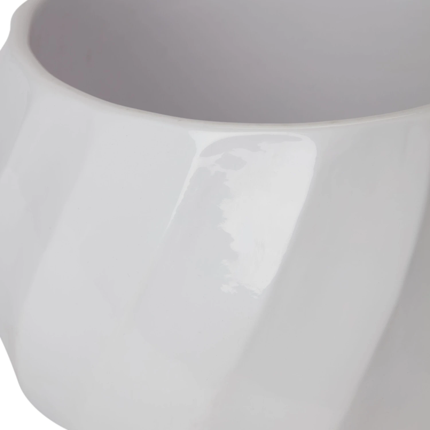 GoodHome White Clay Swirl Circular Plant Pot (Dia)26.5cm 2 GoodHome White Clay Swirl Circular Plant Pot (Dia)26.5cm - Image 2