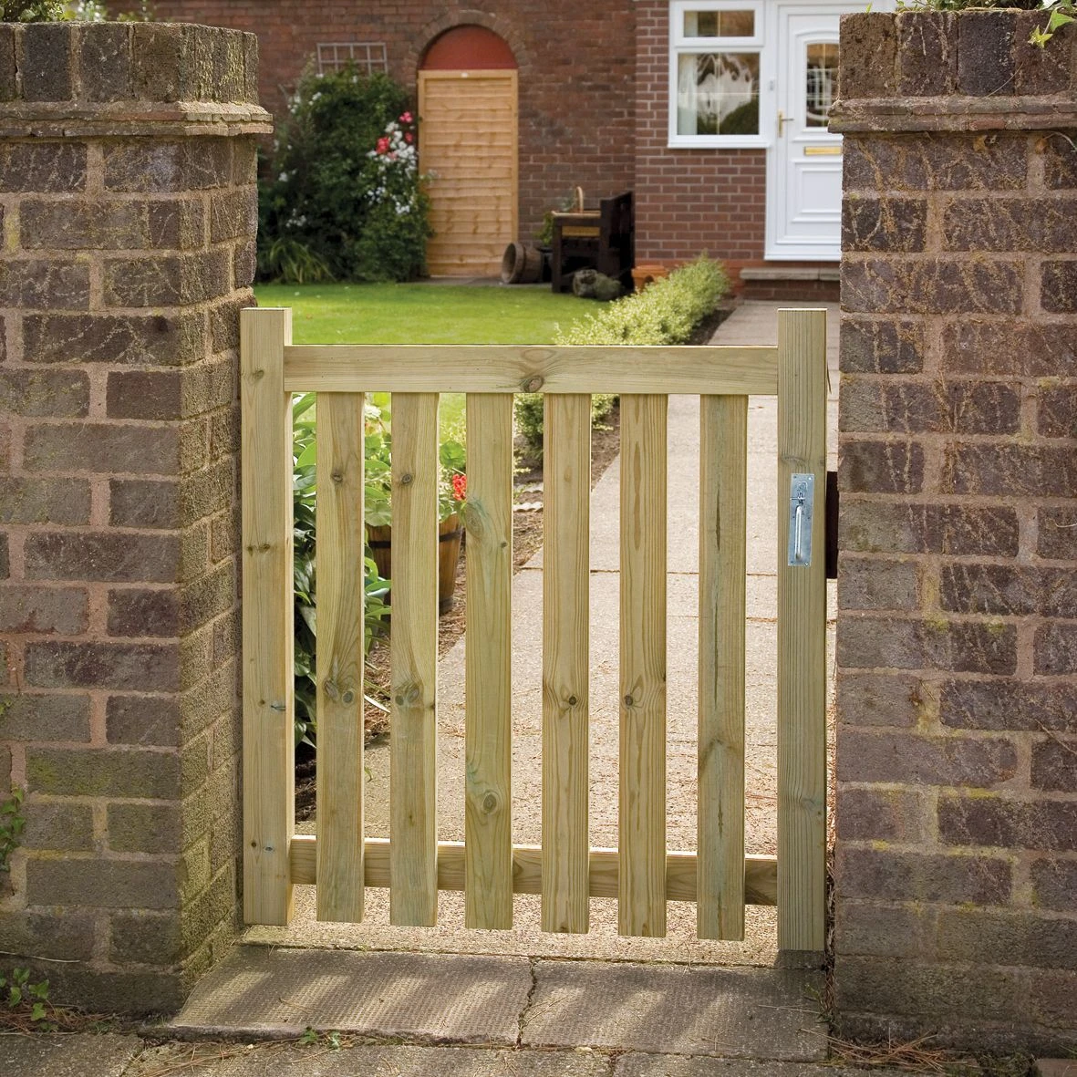 Grange Timber Gate, (H)0.9m (W)0.9m 2 Grange Timber Gate, (H)0.9m (W)0.9m - Image 2