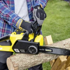 Karcher Garden Power 1.444-001.0 18V Cordless 300mm Chainsaw - BARE -Hozelock Shop karcher garden power 1 444 001 0 18v cordless 300mm chainsaw bare4054278548937 05i bq