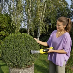 Karcher GSH 18-20 18V 200mm Cordless Hedge Trimmer - BARE -Hozelock Shop karcher gsh 18 20 18v 200mm cordless hedge trimmer bare4054278547985 03i bq