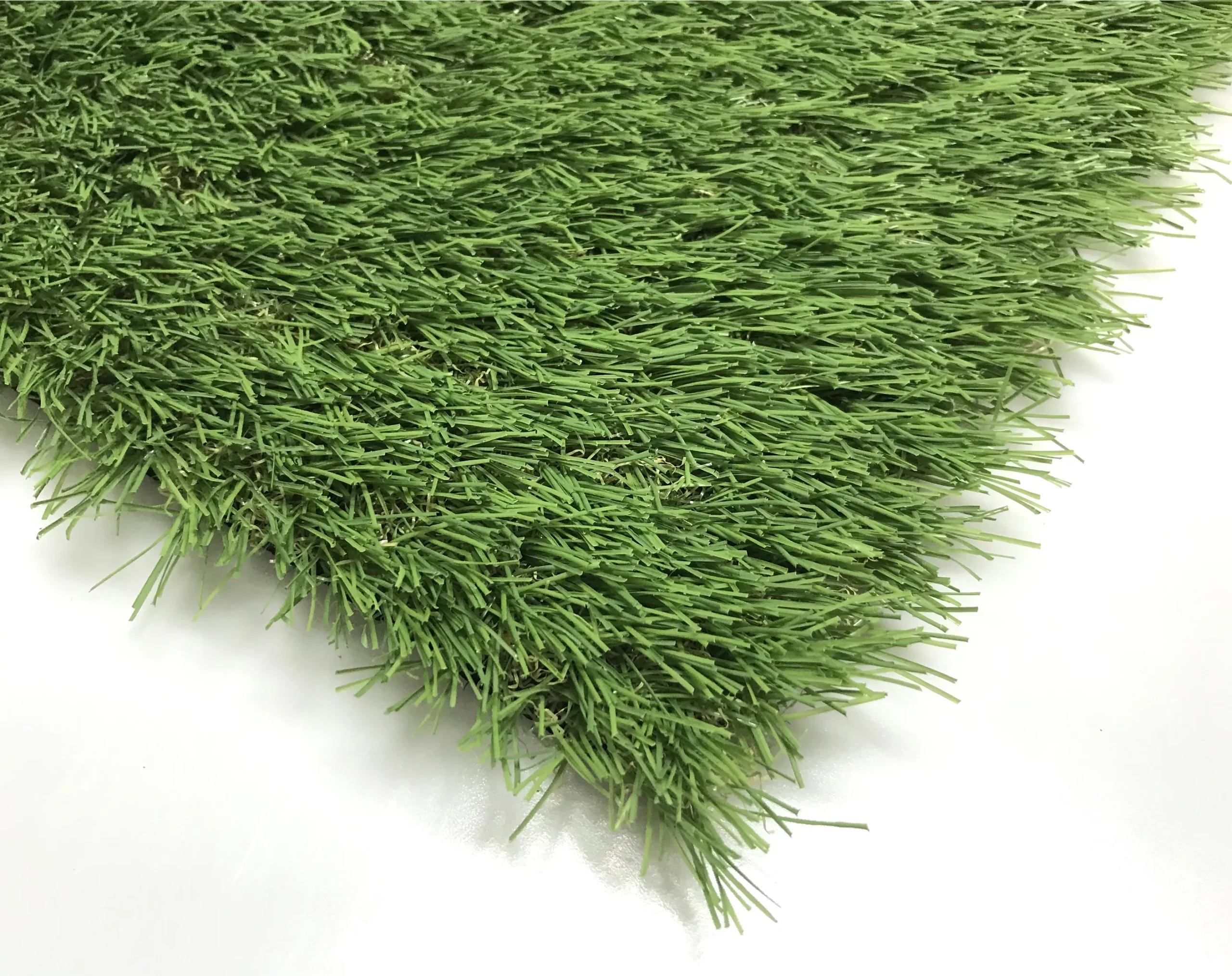 Linden Medium Density Artificial Grass (L)4m (W)1m (T)32mm 5 Linden Medium Density Artificial Grass (L)4m (W)1m (T)32mm - Image 5