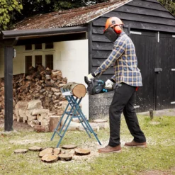 Mac Allister MCSWP40-2 400mm Petrol Chainsaw 11 Mac Allister MCSWP40-2 400mm Petrol Chainsaw -Hozelock Shop mac allister mcswp40 2 400mm petrol chainsaw5059340255873 01i