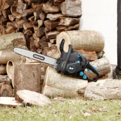 Mac Allister MCSWP40-2 400mm Petrol Chainsaw 13 Mac Allister MCSWP40-2 400mm Petrol Chainsaw -Hozelock Shop mac allister mcswp40 2 400mm petrol chainsaw5059340255873 03i
