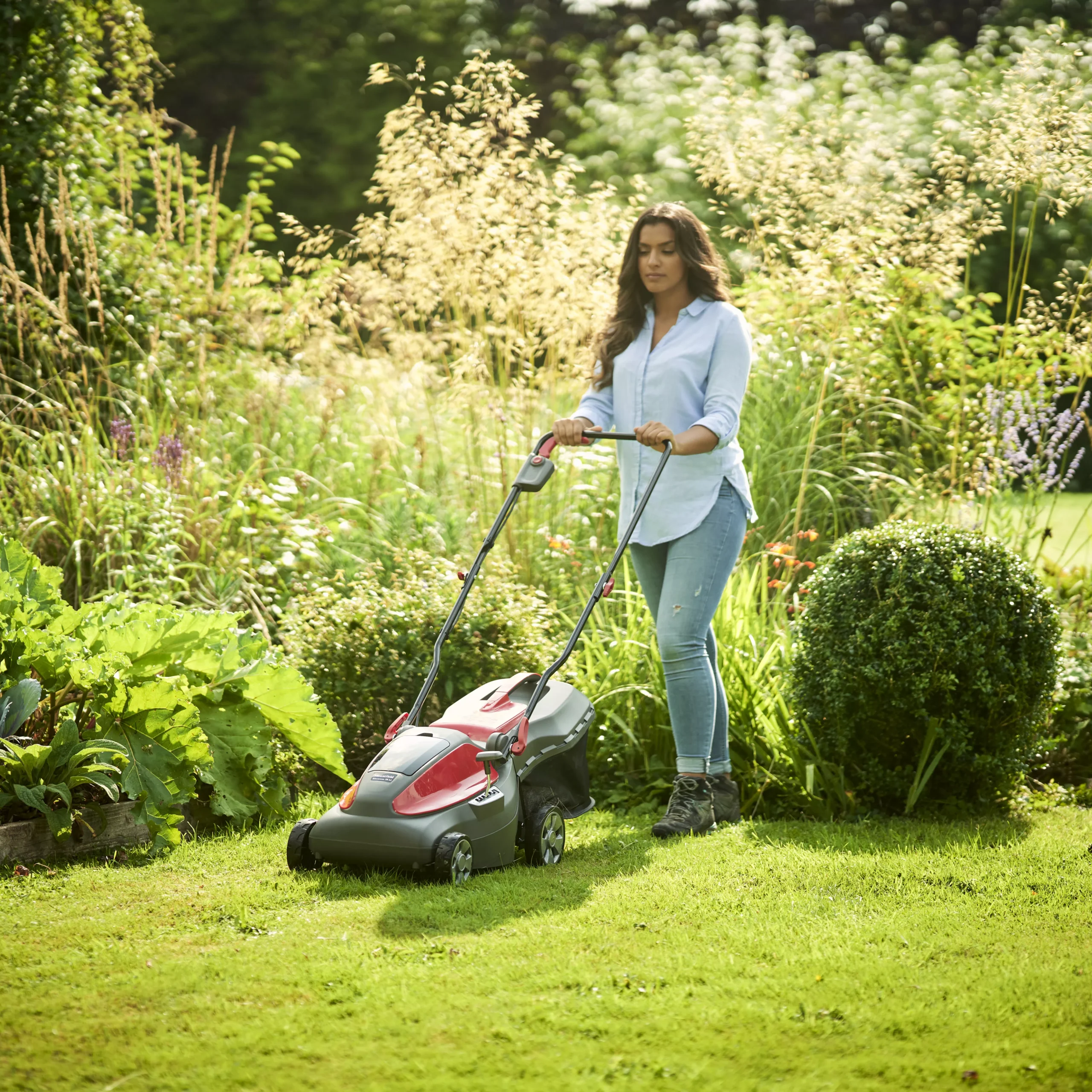 Mountfield Freedom100 38 Li Kit Cordless 20V Rotary Lawnmower 5 Mountfield Freedom100 38 Li Kit Cordless 20V Rotary Lawnmower - Image 5