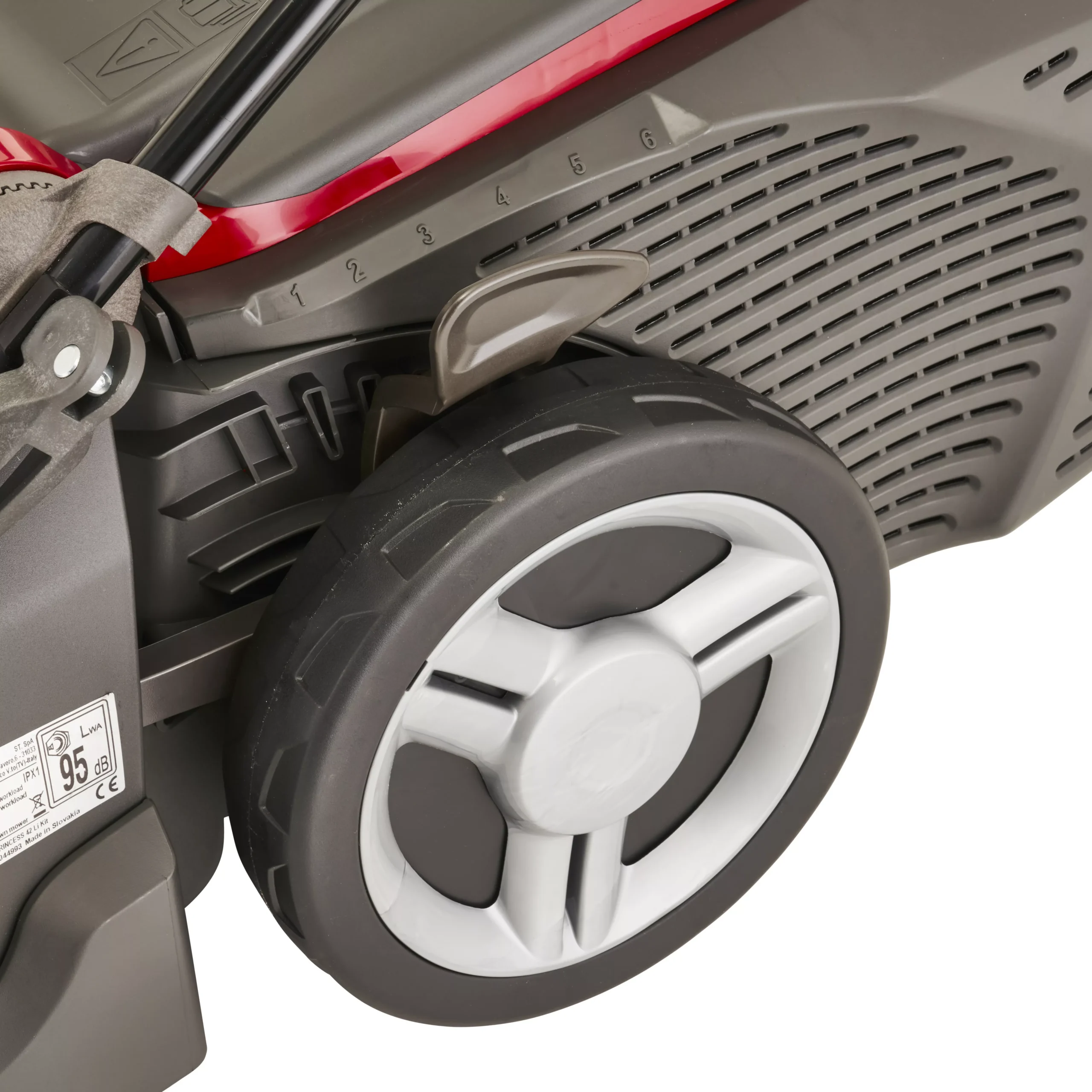 Mountfield Freedom500 42 Li Kit Cordless 48V Rotary Lawnmower 4 Mountfield Freedom500 42 Li Kit Cordless 48V Rotary Lawnmower - Image 4