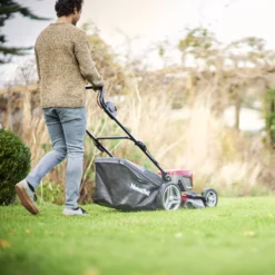 Mountfield Freedom500 Empress 46 Li Kit Cordless 48V Rotary Lawnmower -Hozelock Shop mountfield freedom500 empress 46 li kit cordless 48v rotary lawnmower8008984854352 02i bq