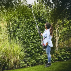 Mountfield MMT 20 Li Kit 20V Garden Multi-tool -Hozelock Shop mountfield mmt 20 li kit 20v garden multi tool8008984844643 02i bq