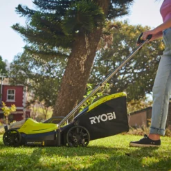 Ryobi ONE+ RLM18X33B50B Cordless 18V Rotary Lawnmower 10 Ryobi ONE+ RLM18X33B50B Cordless 18V Rotary Lawnmower -Hozelock Shop ryobi one rlm18x33b50b cordless 18v rotary lawnmower4892210185860 04i bq