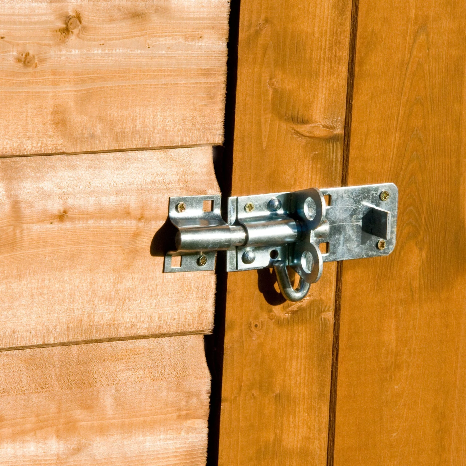 Shire Durham 8x6 Ft Apex Shiplap Wooden Shed With Floor 3 Shire Durham 8x6 Ft Apex Shiplap Wooden Shed With Floor - Image 3