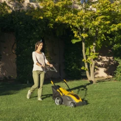 Stiga 48V Range Combi 340e Kit / 294386068/UKS Cordless 48V Rotary Lawnmower -Hozelock Shop stiga 48v range combi 340e kit 294386068 uks cordless 48v rotary lawnmower8008984862210 01i