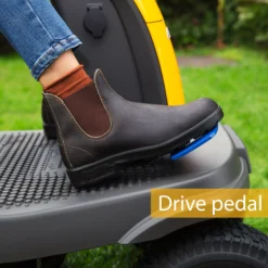 Stiga Battery-powered Ride-on Lawnmower 48V -Hozelock Shop stiga battery powered ride on lawnmower 48v8008984852570 25c