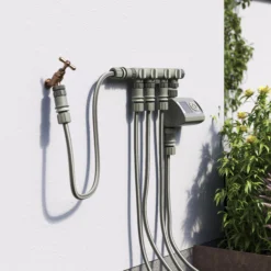 Verve 4-way Hose Pipe Connector -Hozelock Shop verve 4 way hose pipe connector5059340251066 02i