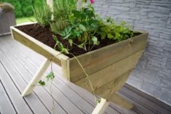 Verve 930mmx690mm Wood Rectangular Raised Bed Kit 0.64m² 11 Verve 930mmx690mm Wood Rectangular Raised Bed Kit 0.64m² -Hozelock Shop verve 930mmx690mm wood rectangular raised bed kit 0 64m 5059340329628 04i