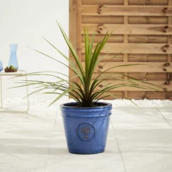Verve Barcău Blue Ceramic Round Plant Pot (Dia)32cm 5 Verve Barcău Blue Ceramic Round Plant Pot (Dia)32cm -Hozelock Shop verve barcau blue ceramic round plant pot dia 32cm5059340327792 01i