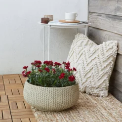 Verve Kulun Beige Knitted Effect Fibreclay Circular Plant Pot (Dia)37cm -Hozelock Shop verve kulun beige knitted effect fibreclay circular plant pot dia 37cm5059340328409 01i