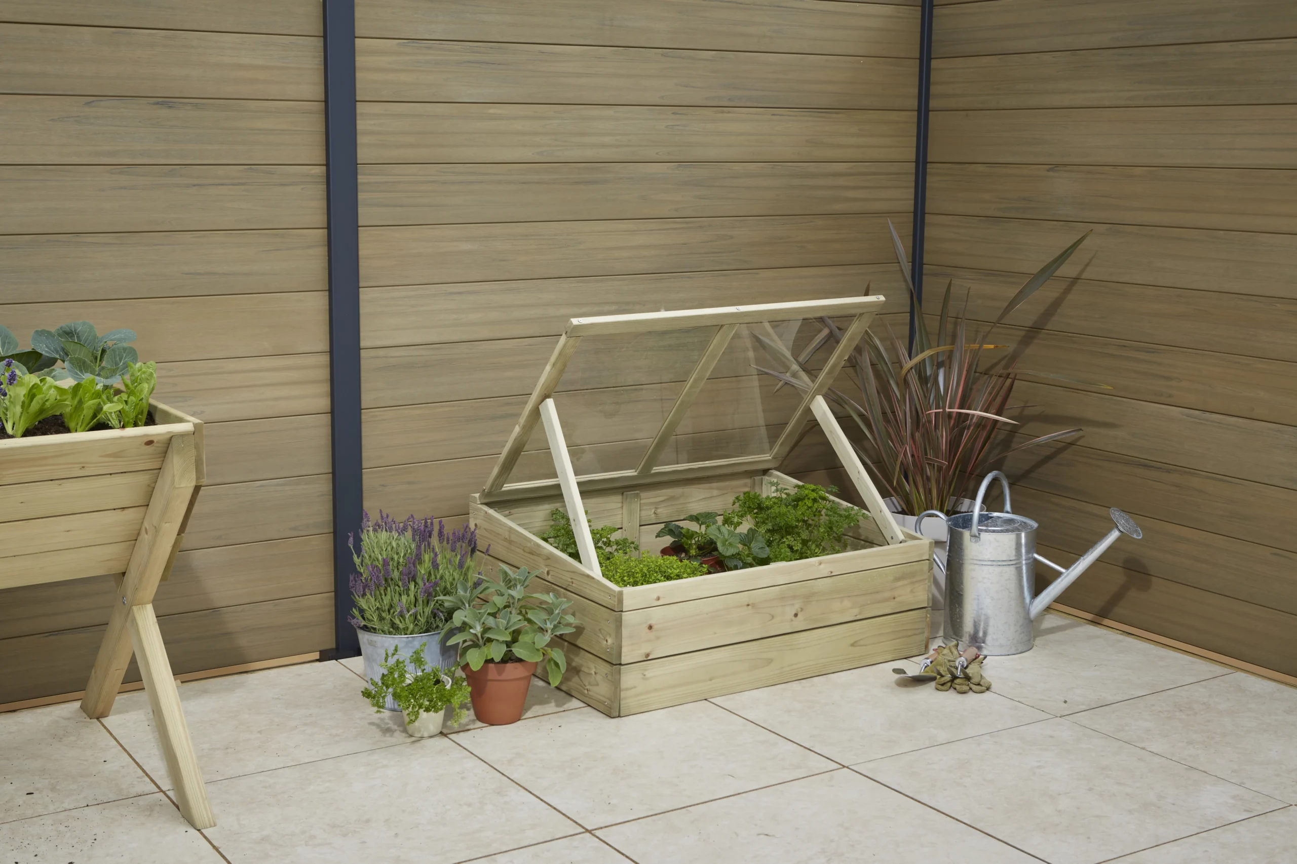 Verve Softwood Coldframe 37cm(H) 93cm(W) 4 Verve Softwood Coldframe 37cm(H) 93cm(W) - Image 4