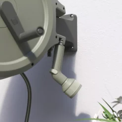 Verve Wall-mounted Manual Hose Reel Set (L)25m -Hozelock Shop verve wall mounted manual hose reel set l 25m5059340250991 02i