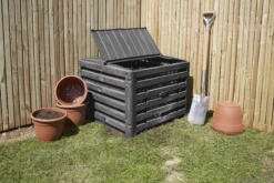 Verve Wood Effect Composter 400L -Hozelock Shop verve wood effect composter 400l5063022039118 02i