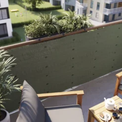 Woven Breeze Green Polyethylene (PE) Garden Screen (H)1m (W)3m -Hozelock Shop woven breeze green polyethylene pe garden screen h 1m w 3m5059340672649 01i